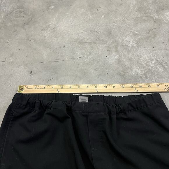 FIGS Pisco Basic Scrub Pants Large (32x31.5”) Black Technical Collection - Picture 5 of 9